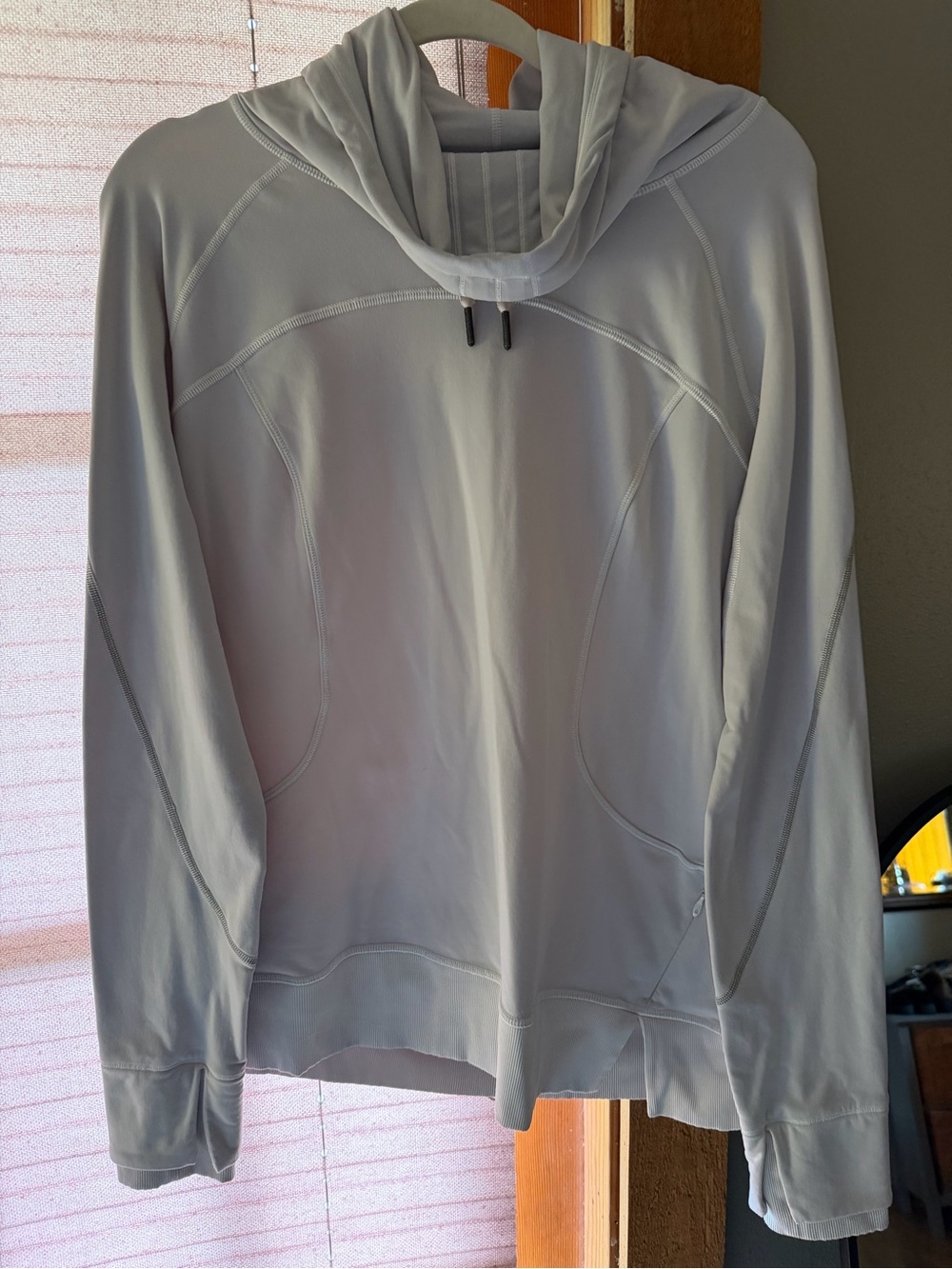 lululemon athletica womens Light Gray Crewneck Hooded Performance Sweater